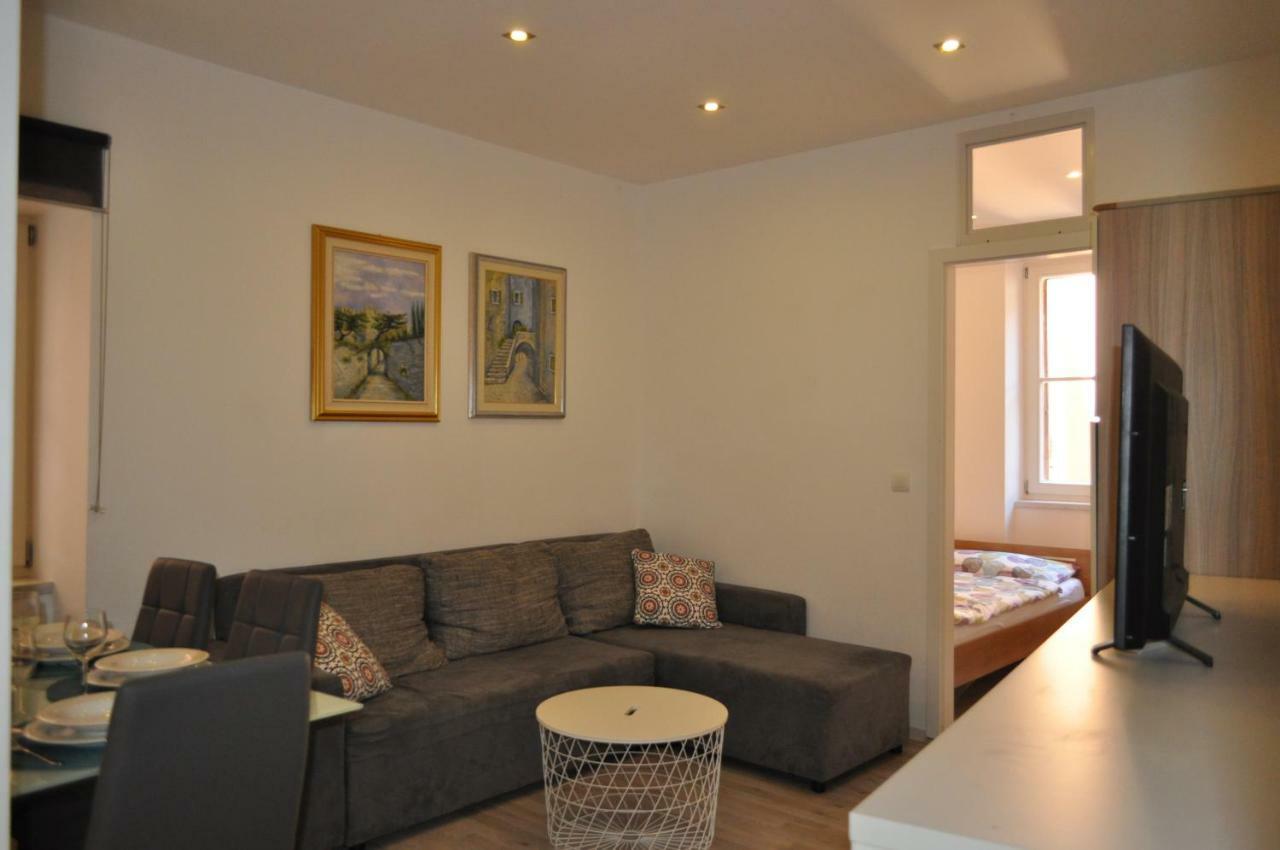 Apartment Nana Piran Buitenkant foto