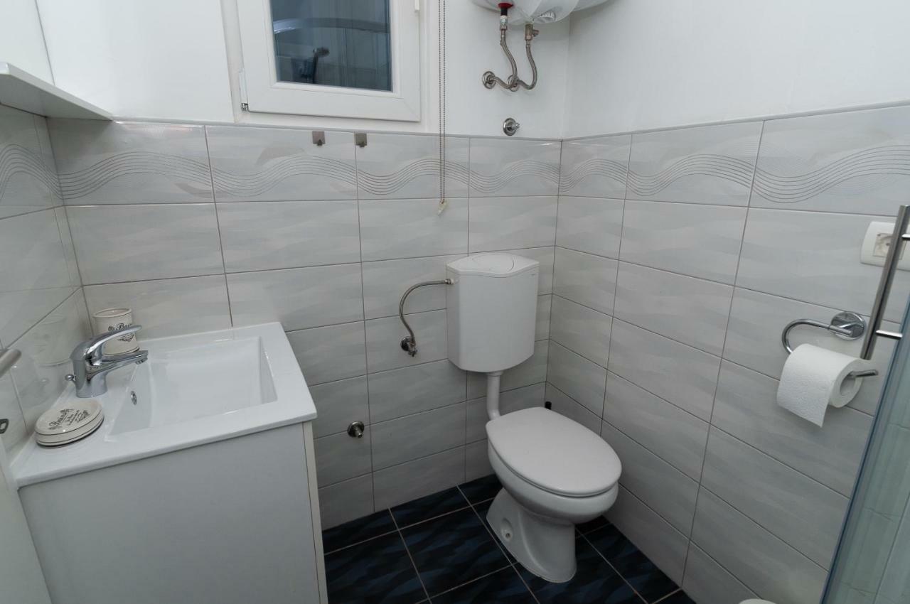 Apartment Nana Piran Buitenkant foto